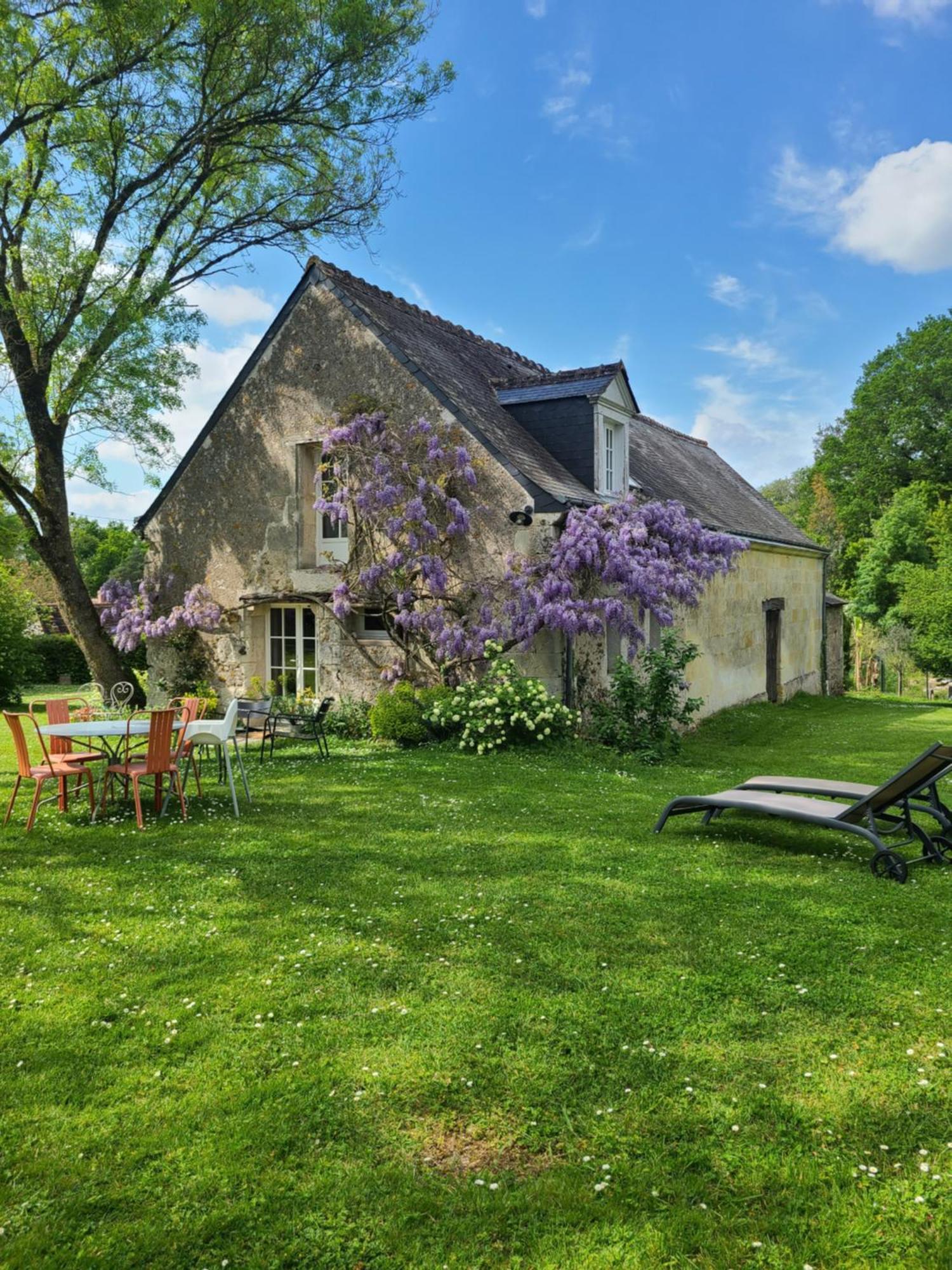 Gite De La Bergerie Вилландри Экстерьер фото